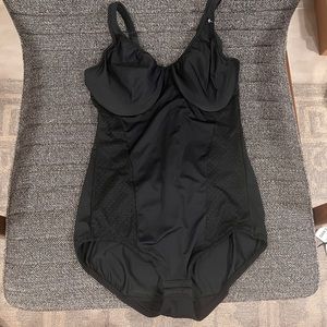 BALI - Firm Control Body Shaper - BLACK 36D